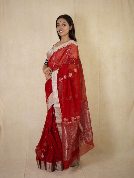 HANDWOVEN RED COLOUR CHANDERI SILK BY COTTON SAREE WITH 1 M BLOUSE PIECE