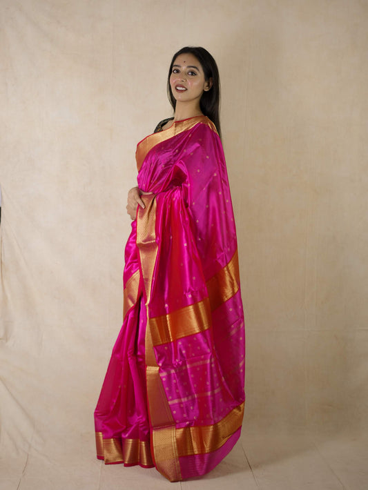 HANDWOVEN RANI PINK COLOUR CHANDERI SILK SAREE WITH 94 CM BLOUSE PIECE