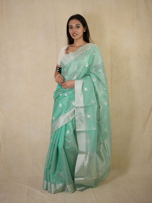 HANDWOVEN SEA GREEN COLOUR CHANDERI SILK SAREE WITH 1 M BLOUSE PIECE