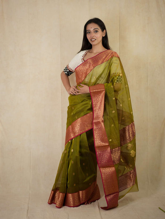 HANDWOVEN OLIVE GREEN COLOUR CHANDERI SILK SAREE WITH 90 CM BLOUSE PIECE