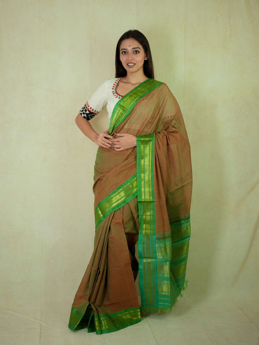 HANDWOVEN DUAL TONE OF GREEN & BROWN COLOUR GADWAL SILK BY COTTON SAREE WITH OUT BLOUSE PIECE