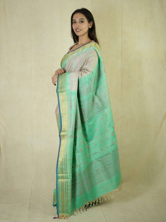 HANDWOVEN LIGHT GREY COLOUR GADWAL SILK SAREE WITH 1 M BLOUSE PIECE