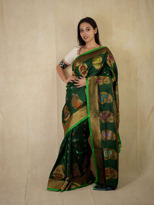 HANDWOVEN DEEP DREEN COLOUR GADWAL SILK SAREE WITH 92 CM BLOUSE PIECE
