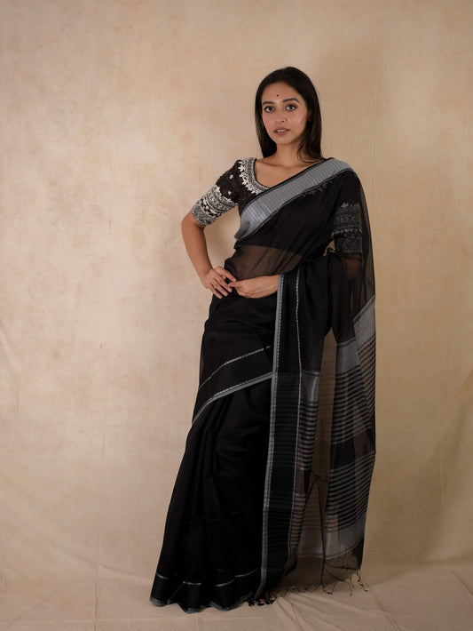 HANDWOVEN BLACK COLOUR MAHESWARI SILK-COTTON SAREE WITH 78 CM BLOUSE PIECE