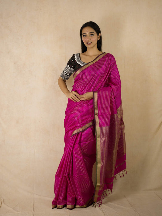 HANDWOVEN RANI PINK COLOUR MAHESWARI SILK SAREE WITH 77 CM BLOUSE PIECE