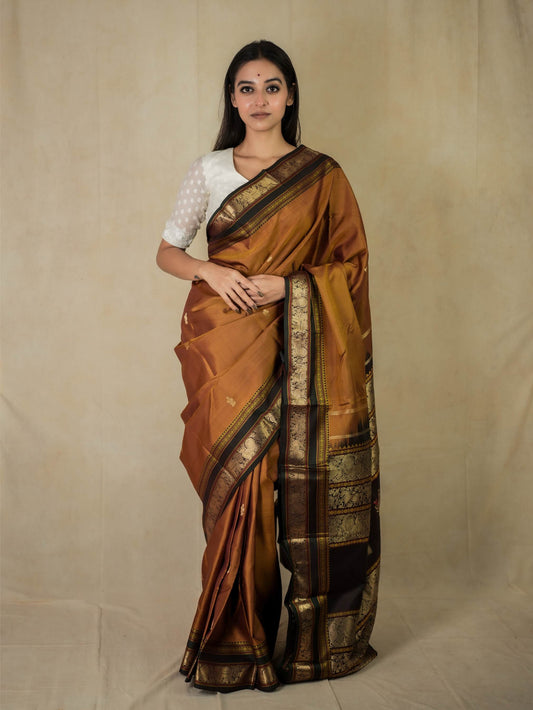 HANDWOVEN DARK MUSTARD COLOUR KANJEEVARAM SILK SAREE WITH 80 CM BLOUSE PIECE