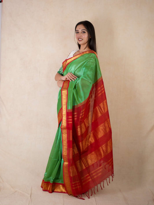 HANDWOVEN GREEN COLOUR KANCHIPURAM SILK BY COTTON SAREE WITH 79 CM BLOUSE PIECE