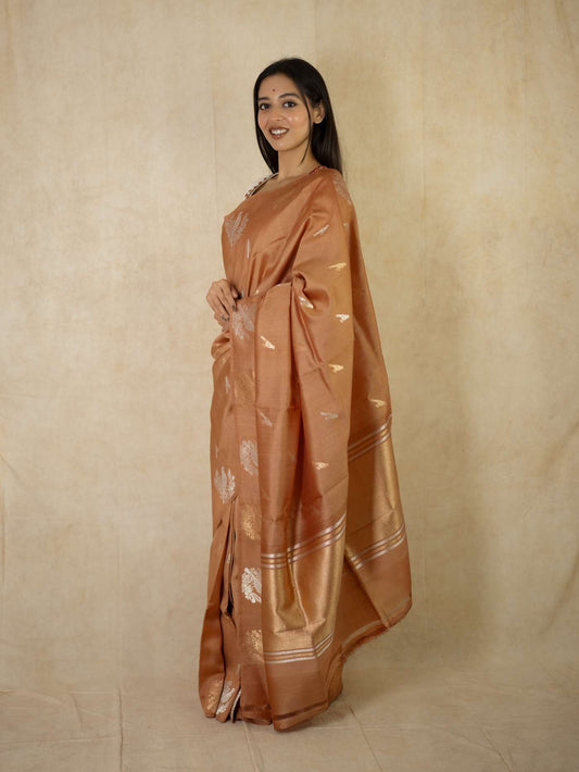 HANDWOVEN PEACH COLOUR DUPION TUSSAR BENARASI SAREE WITH 96 CM BLOUSE PICES