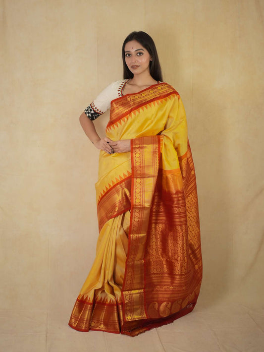 HANDWOVEN YELLOW COLOUR GADWAL SILK SAREE WITH 90 CM BLOUSE PIECE