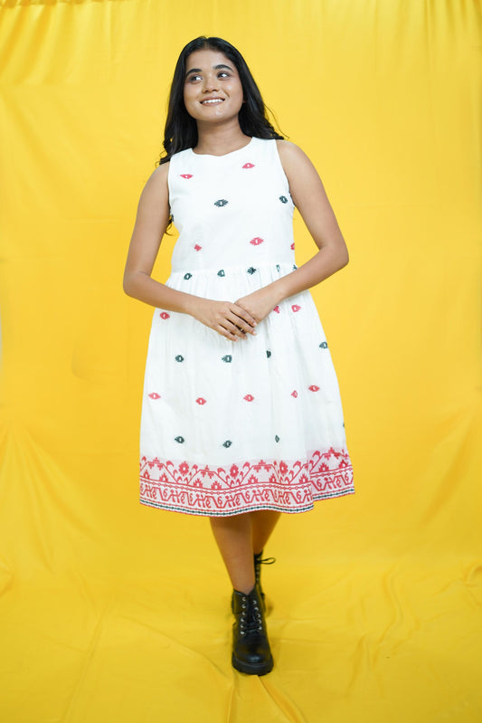 Joyee Kolkata ABHAA variable product with colorful, textured design showcasing different color options and intricate details.