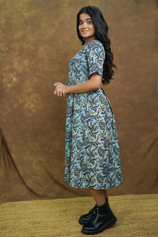 Colorful AVANI variable product by Joyee Kolkata featuring vibrant patterns and intricate design details.