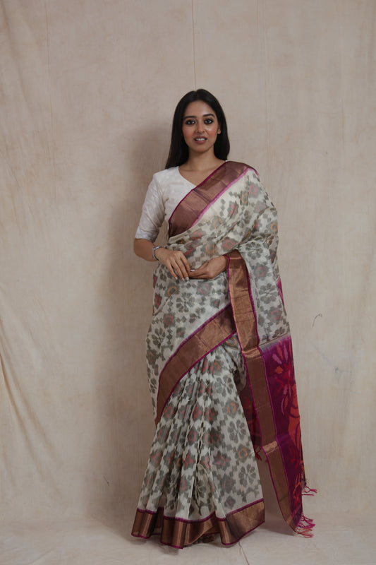 Handwoven Off-White Pochampally SICO Saree with Magenta Pallu
