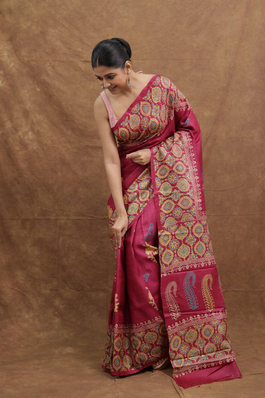 Fuchsia Pink Batik Tussar Saree with Traditional Paisley Motifs