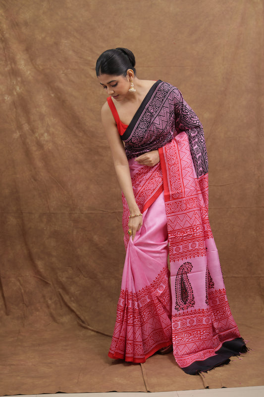 Blush Pink Batik Silk Saree with Black Contrast Pallu & Paisley Motifs