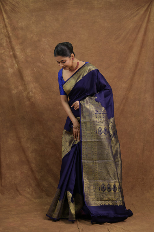 Royal Navy Blue Kanjeewaram Silk Saree with Antique Gold Woven Border & Rich Pallu