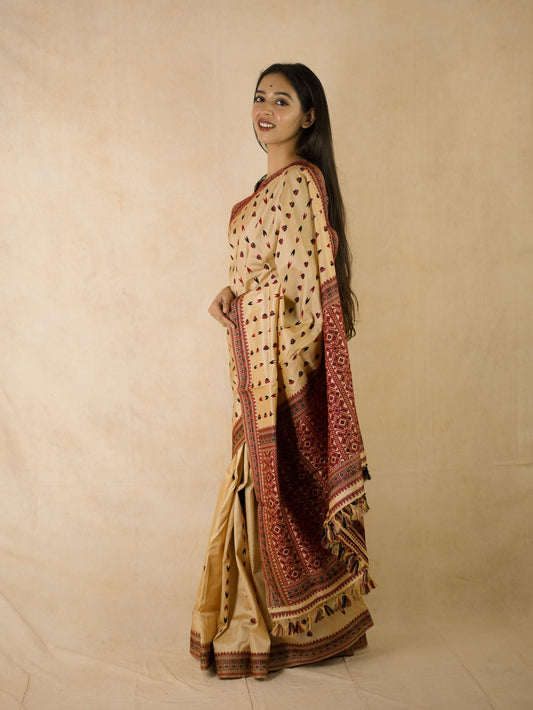 HANDWOVEN BEIGE COLOUR ASSAM SILK SAREE WITH 73 CM BLOUSE PIECE