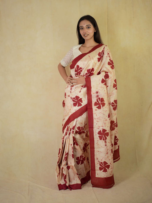 HANDWOVEN CREAM COLOUR BATIK (HIBISCUS) SILK SAREE WITH 1.05 CM BLOUSE PIECE