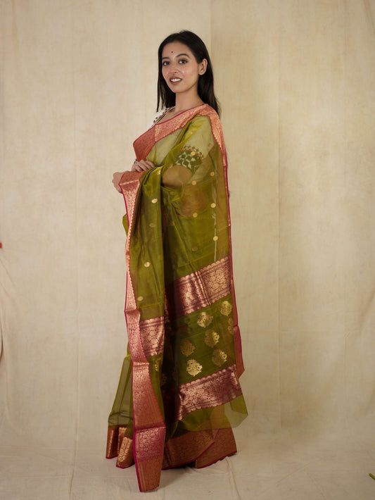 HANDWOVEN OLIVE GREEN COLOUR CHANDERI SILK SAREE WITH 90 CM BLOUSE PIECE