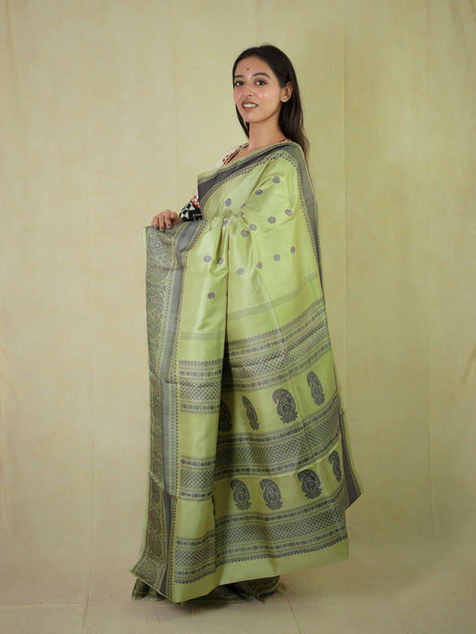 HANDWOVEN LIGHT MINT GREEN COLOUR GADWAL SILK SAREE WITH 94 CM BLOUSE PIECE