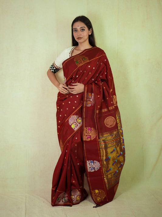 HANDWOVEN REDDISH MEROON COLOUR GADWAL SILK SAREE WITH 88 CM BLOUSE PIECE