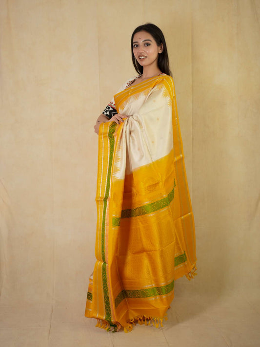 HANDWOVEN CREAM COLOUR GADWAL SILK SAREE WITH 89 CM BLOUSE PIECE
