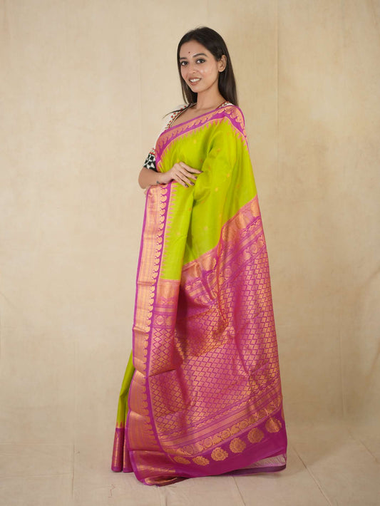 HANDWOVEN LEMON GREEN COLOUR GADWAL SILK SAREE WITH 1 M BLOUSE PIECE