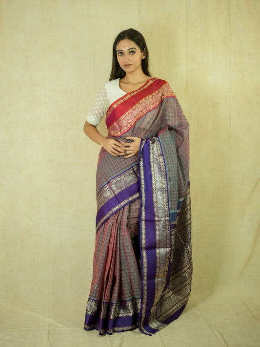 HANDWOVEN DUAL TONE OF BLUISH RED COLOR KANCHIPURAM COTTON SILK SAREE WITH 70 CM BLOUSE PIECE