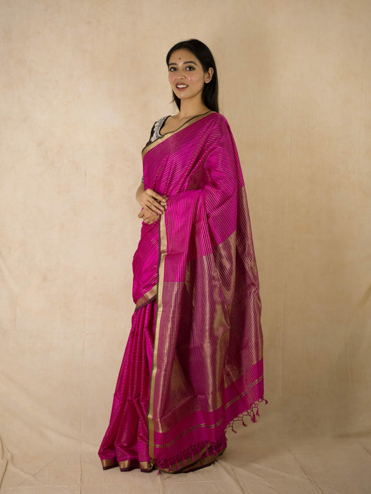 HANDWOVEN RANI PINK COLOUR MAHESWARI SILK SAREE WITH 77 CM BLOUSE PIECE