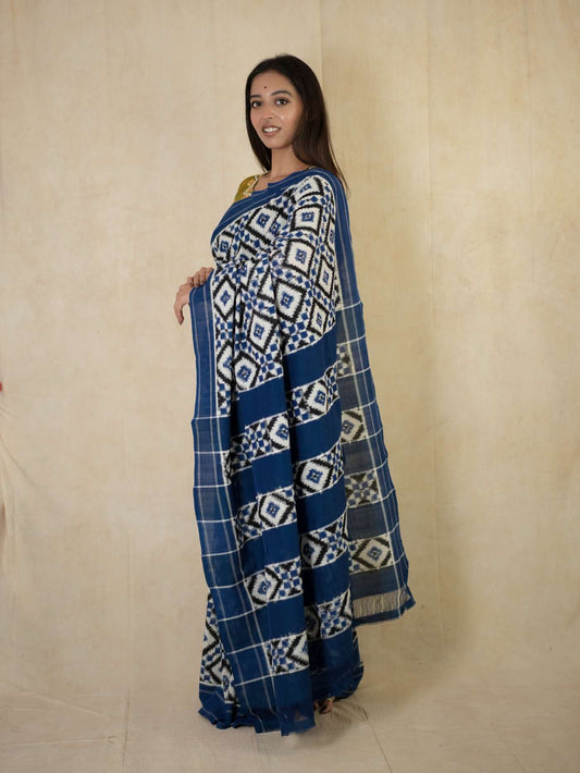 HANDWOVEN BLUE AND WHITE COLOUR POCHAMPALLY MERCIRISED COTTON SAREE WITH 88 CM BLOUSE PIECE