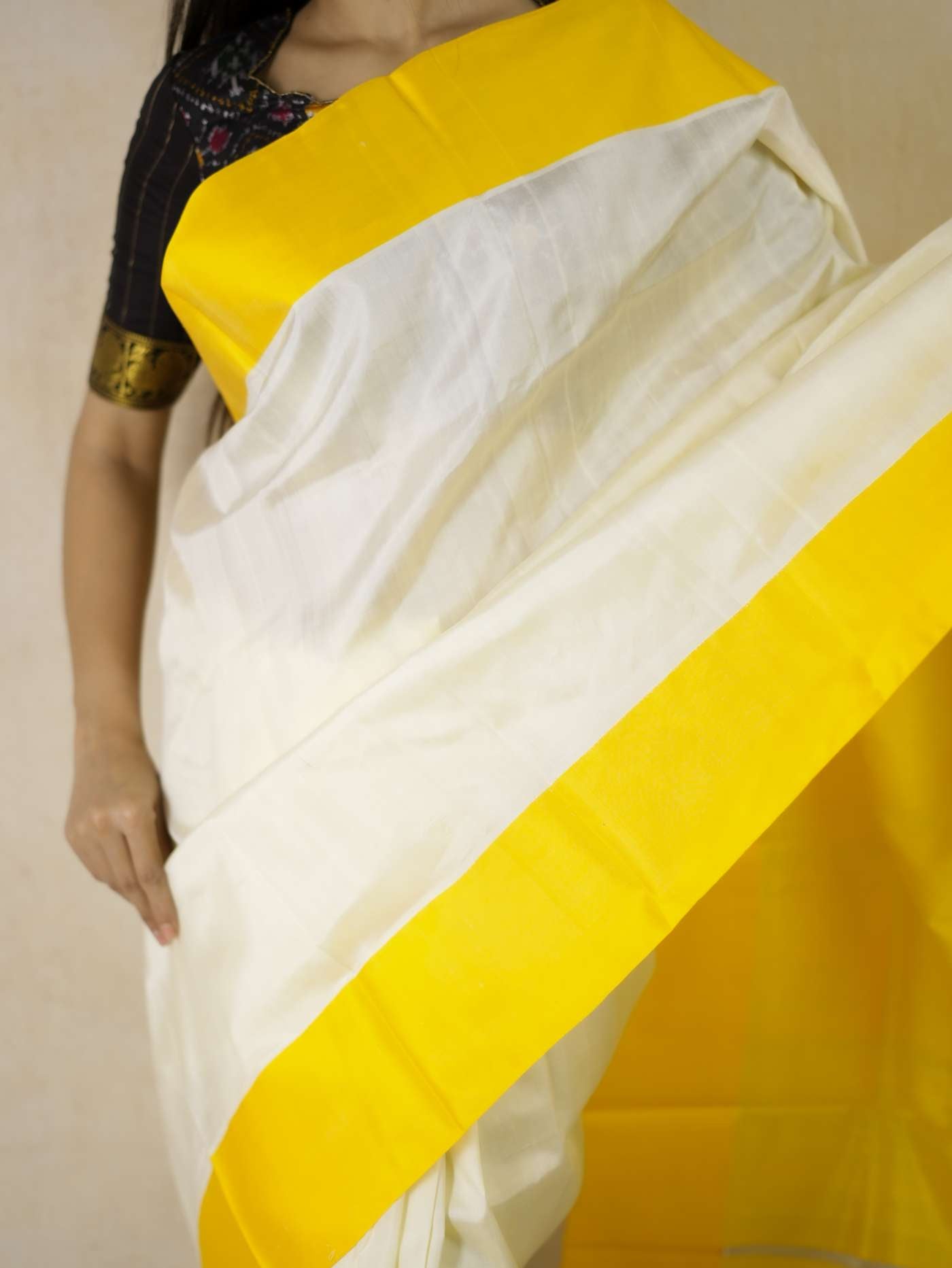 HANDWOVEN CREAM COLOUR GOROD SILK SAREE