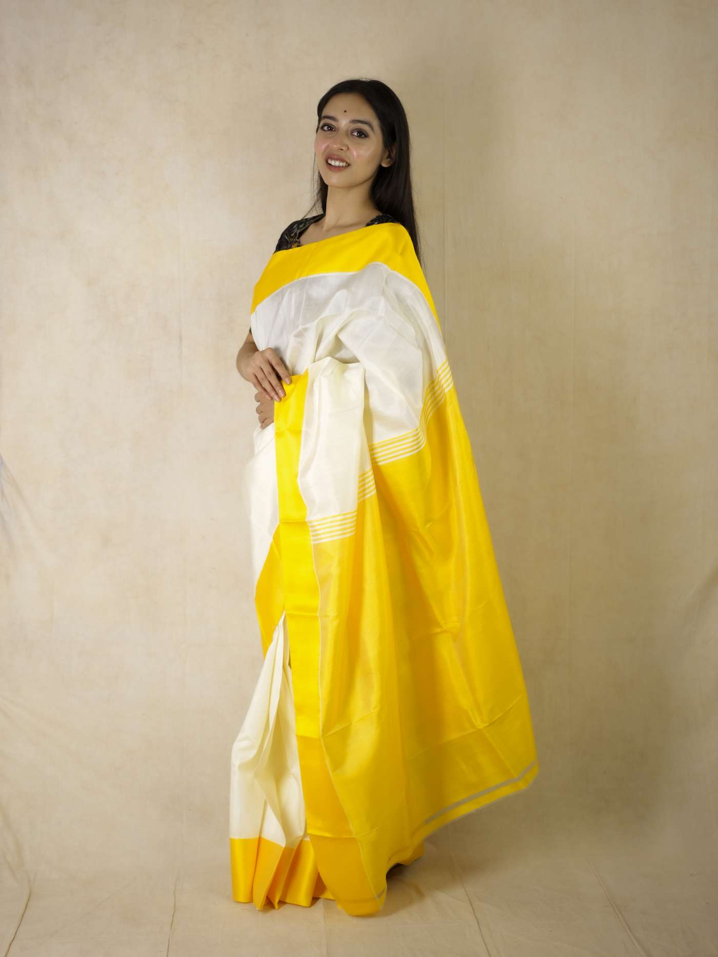 HANDWOVEN CREAM COLOUR GOROD SILK SAREE