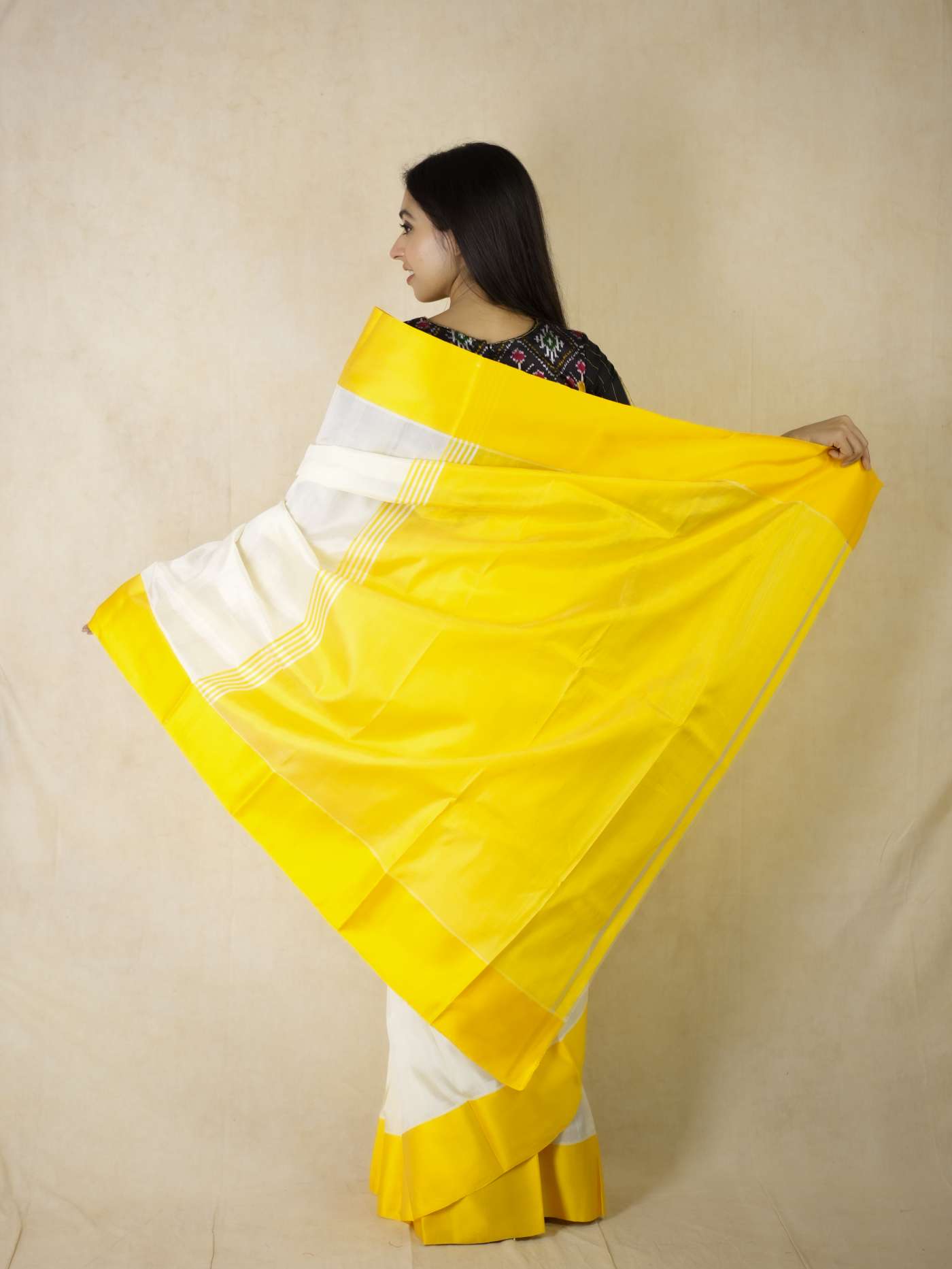 HANDWOVEN CREAM COLOUR GOROD SILK SAREE