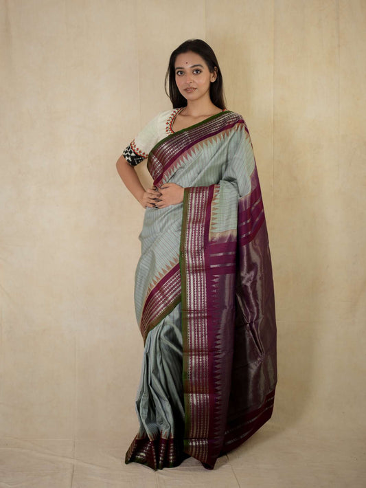 HANDWOVEN GREY COLOUR GADWAL SILK SAREE WITH 88 CM BLOUSE PIECE
