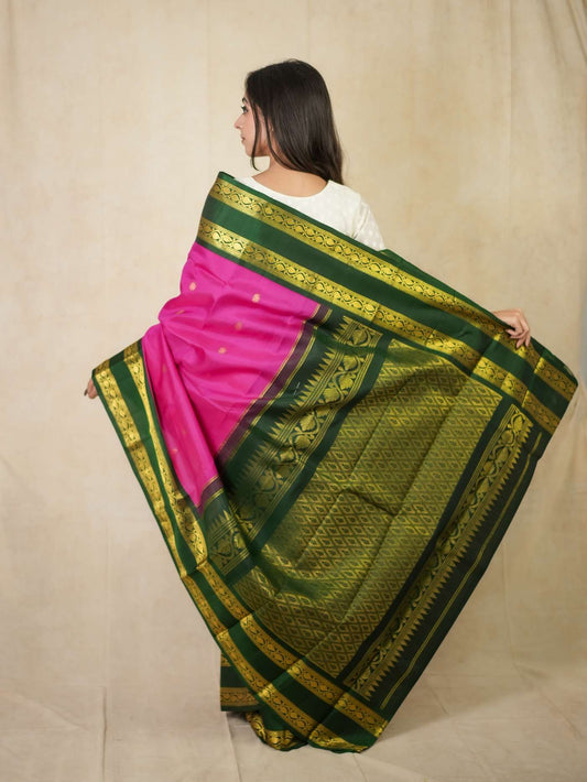 HANDWOVEN RANI PINK COLOUR KANJEEVARAM SILK SAREE WITH 75 CM BLOUSE PIECE