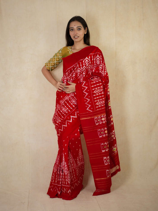 HANDWOVEN RED COLOUR POCHAMPALLY SILK SAREE WITH 80 CM BLOUSE PIECE