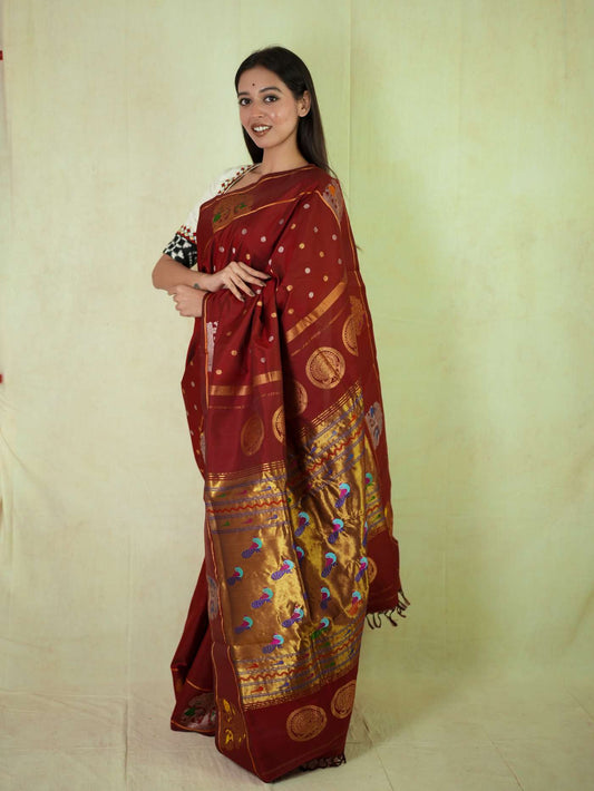 HANDWOVEN REDDISH MEROON COLOUR GADWAL SILK SAREE WITH 88 CM BLOUSE PIECE