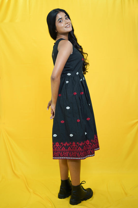 Joyee Kolkata ABHAA variable product with multiple color options, showcasing vibrant textiles and intricate patterns.