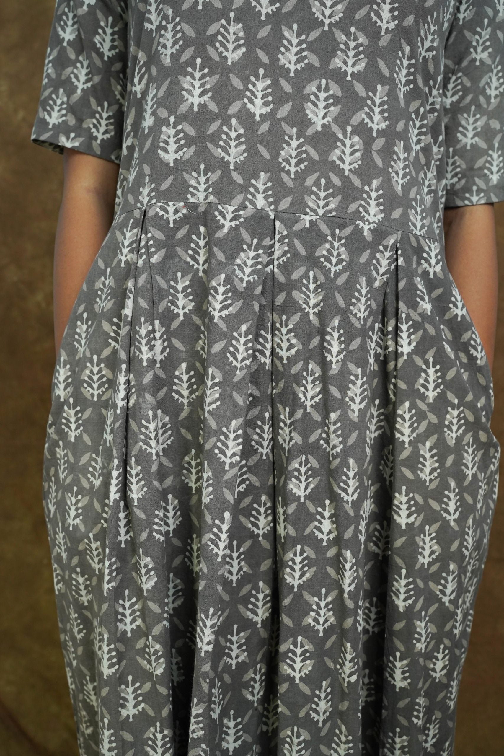 Colorful AVANI variable product by Joyee Kolkata featuring vibrant fabric and intricate embroidery details.