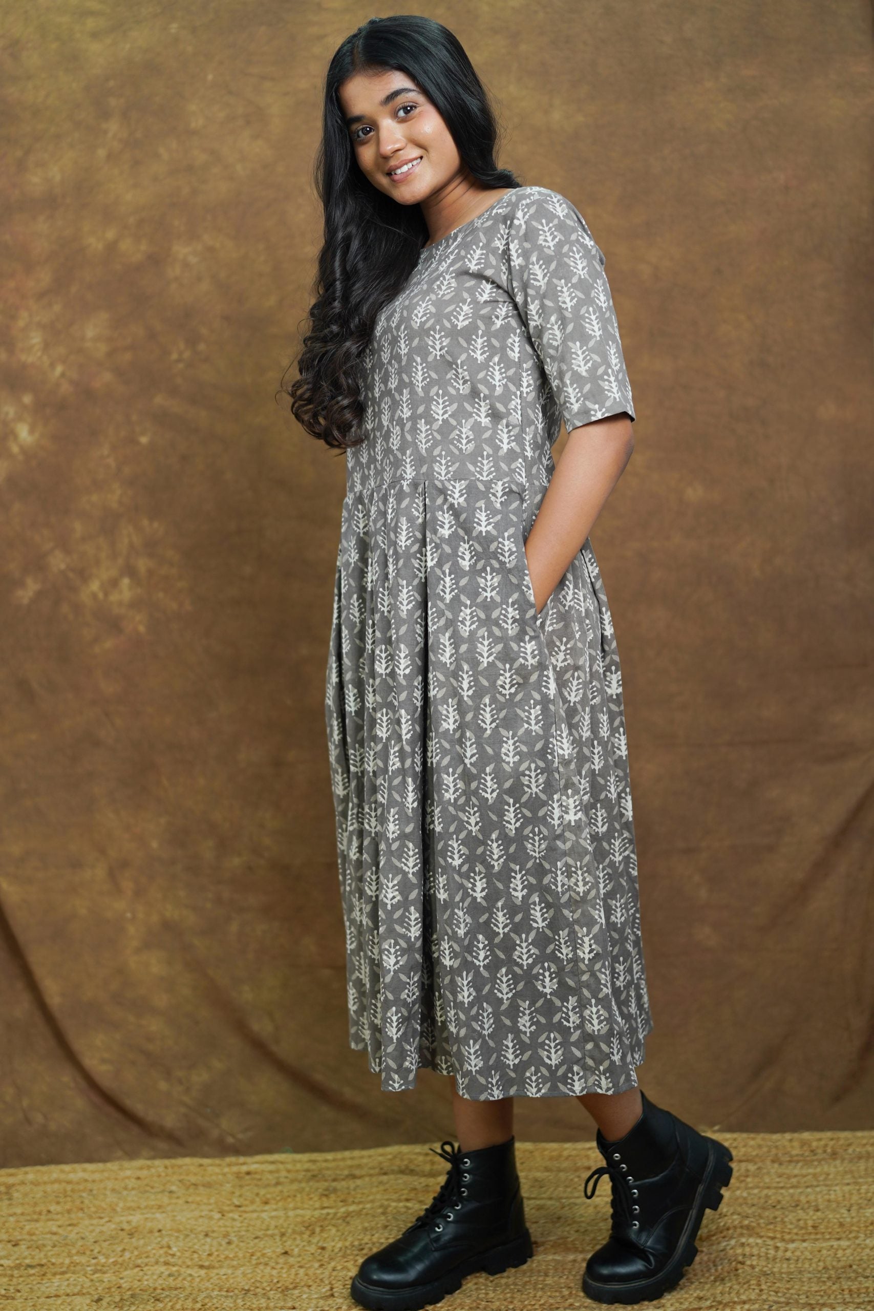 Colorful AVANI variable product by Joyee Kolkata with vibrant fabric and intricate design details.