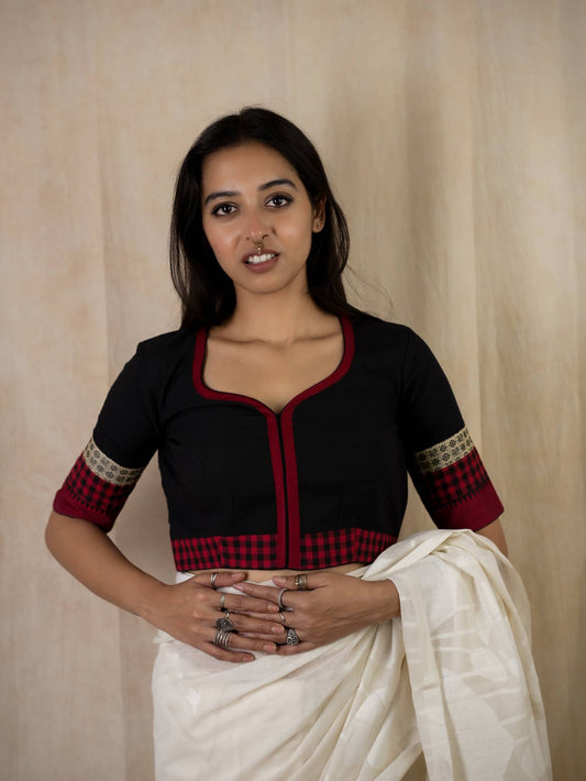 Joyee Kolkata BAHAAR variable product featuring colorful, handcrafted designs with intricate patterns and vibrant textures.