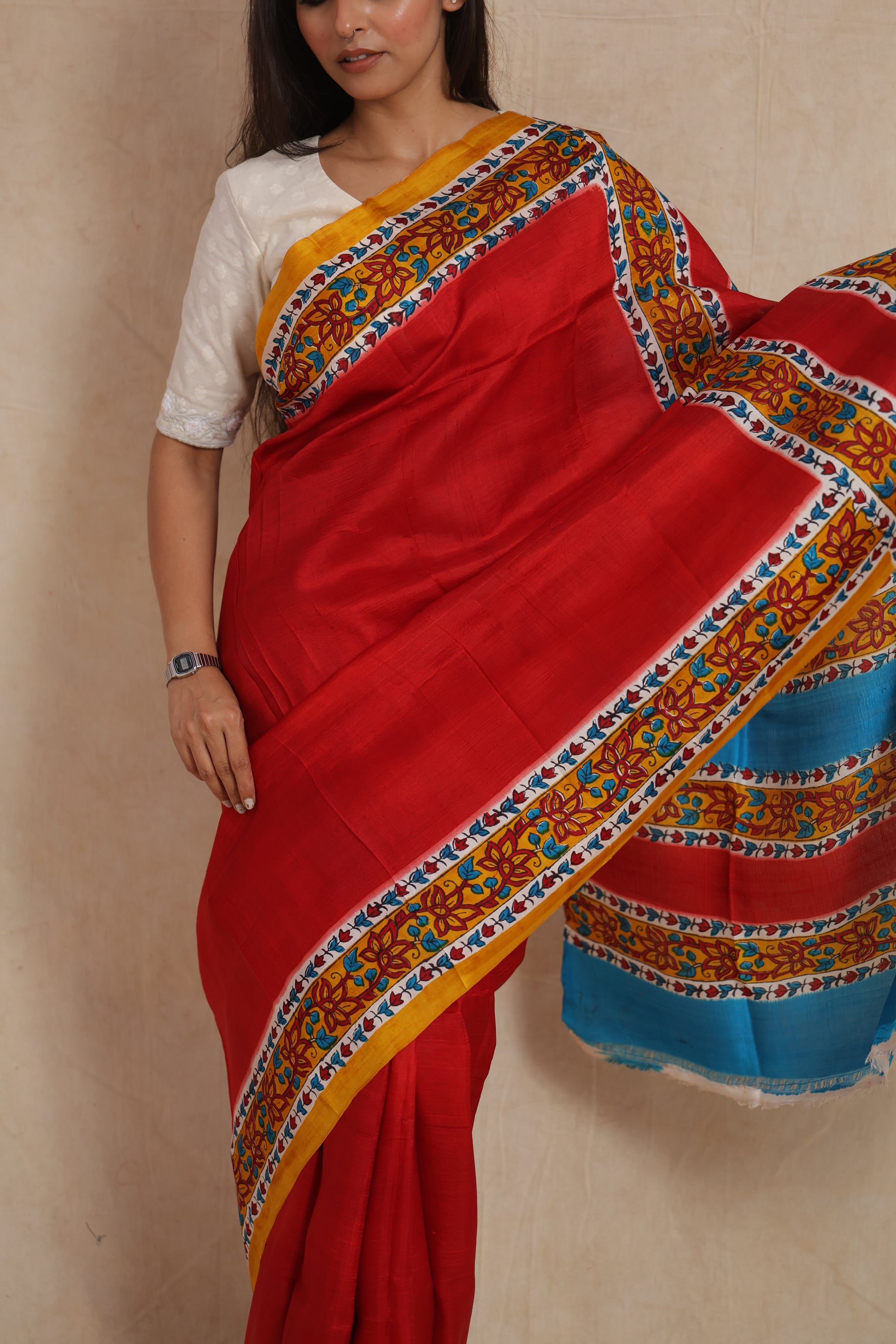 Detailed border view of red Garad silk saree