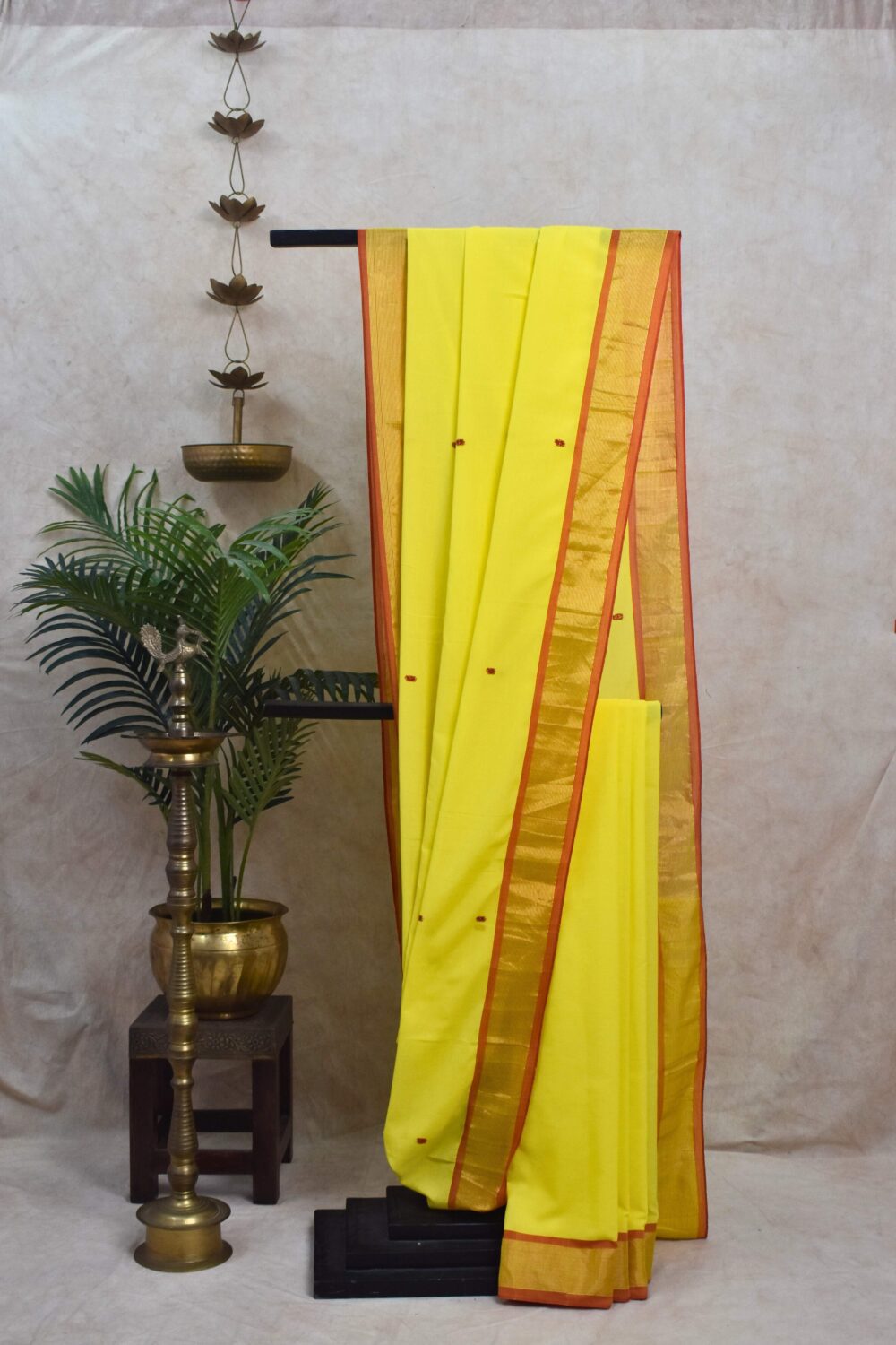 HANDWOVEN YELLOW COLOUR PAITHANI COTTON SAREE WITH 57 CM BLOUSE PIECE